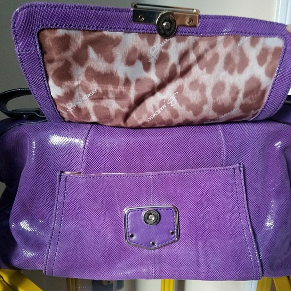 B. Makowsky purple glazed leather shoulder bag - Picture 2 of 5